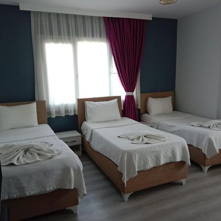 Karya Hotel 库萨达斯 外观 照片